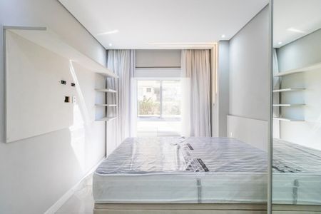 Suíte de apartamento para alugar com 1 quarto, 53m² em Alphaville Industrial, Barueri