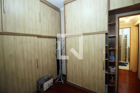 Quarto 1 de apartamento para alugar com 2 quartos, 62m² em Ramos, Rio de Janeiro