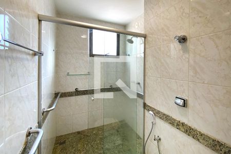 Banheiro da Suíte 1 de apartamento à venda com 4 quartos, 140m² em Sion, Belo Horizonte