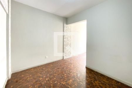 Quarto 1 de apartamento para alugar com 2 quartos, 80m² em Centro, Belo Horizonte