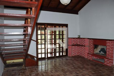 Casa para alugar com 2 quartos, 150m² em Caputera, Cotia