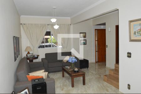 Sala de casa de condomínio para alugar com 3 quartos, 210m² em City Ribeirão, Ribeirão Preto