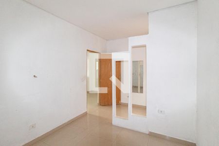 Quarto 1 de casa para alugar com 2 quartos, 60m² em Jardim Roberto, Osasco