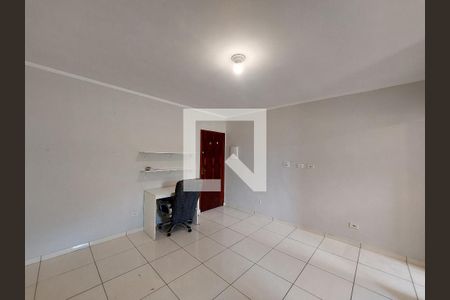 Sala / Quarto de kitnet/studio para alugar com 1 quarto, 35m² em Jardim das Imbuias, São Paulo