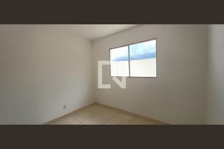 Quarto 2 de apartamento para alugar com 2 quartos, 62m² em Dom Silverio, Belo Horizonte