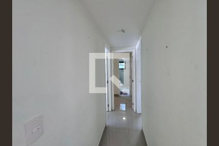 Corredor de apartamento à venda com 3 quartos, 85m² em Recreio dos Bandeirantes, Rio de Janeiro