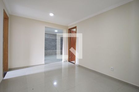 Sala de apartamento para alugar com 2 quartos, 120m² em Taquara, Rio de Janeiro