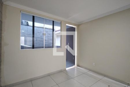 Sala 2 de apartamento para alugar com 2 quartos, 120m² em Taquara, Rio de Janeiro