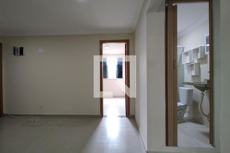 Sala de apartamento para alugar com 2 quartos, 120m² em Taquara, Rio de Janeiro