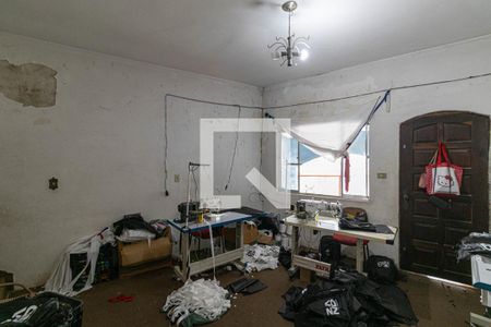 Sala de casa à venda com 3 quartos, 129m² em Vila Cisper, São Paulo