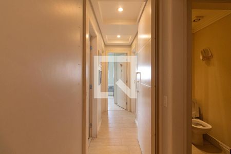 Corredor de apartamento à venda com 3 quartos, 135m² em Vila Mariana, São Paulo