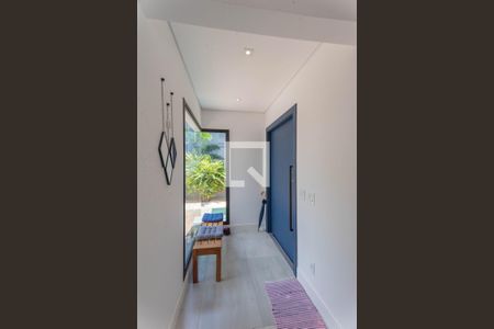 Hall de entrada de casa de condomínio à venda com 3 quartos, 200m² em Swiss Park, Campinas
