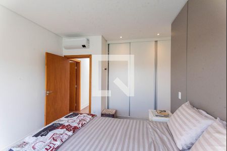 Suíte 1 de casa de condomínio à venda com 3 quartos, 200m² em Swiss Park, Campinas