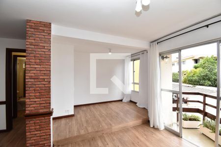 Sala de apartamento para alugar com 2 quartos, 66m² em Campina do Siqueira, Curitiba