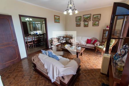SALA DE ESTAR de casa à venda com 4 quartos, 465m² em Parque São Quirino, Campinas
