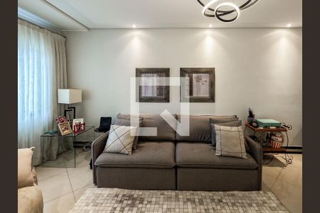 Casa à venda com 3 quartos, 135m² em Chácara Inglesa, São Paulo