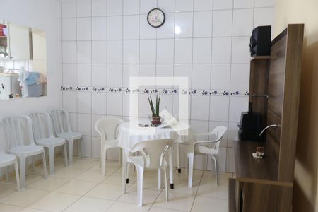 Sala 1 de casa à venda com 3 quartos, 156m² em Jardim Iva, São Paulo