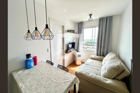 Sala de apartamento à venda com 2 quartos, 36m² em Vila das Bandeiras, Guarulhos