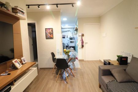 Sala de apartamento à venda com 2 quartos, 40m² em São Pedro, Osasco
