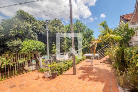 Jardim de casa à venda com 5 quartos, 304m² em Cavalhada, Porto Alegre