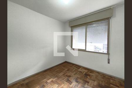 Quarto 1 de apartamento para alugar com 2 quartos, 74m² em São Sebastião, Porto Alegre