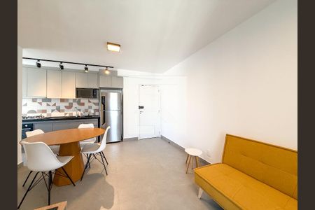 Sala de apartamento para alugar com 2 quartos, 54m² em Vila Nair, São Paulo