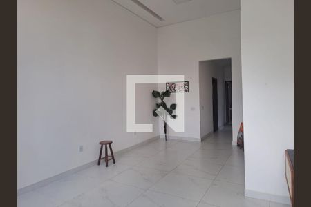 Casa à venda com 3 quartos, 360m² em Lundcéia, Lagoa Santa