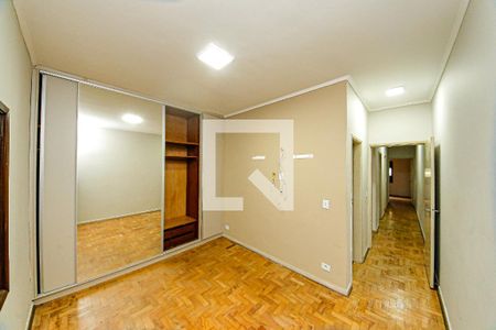Casa para alugar com 5 quartos, 179m² em Jardim Avelino, São Paulo