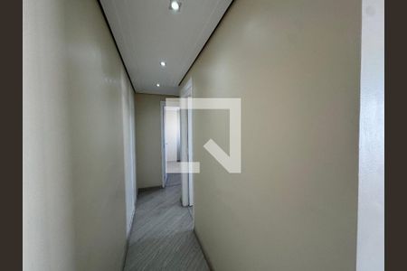 Corredor de apartamento para alugar com 2 quartos, 45m² em Vila Florida, Guarulhos