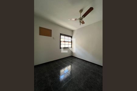 Quarto de casa à venda com 5 quartos, 321m² em Curicica, Rio de Janeiro