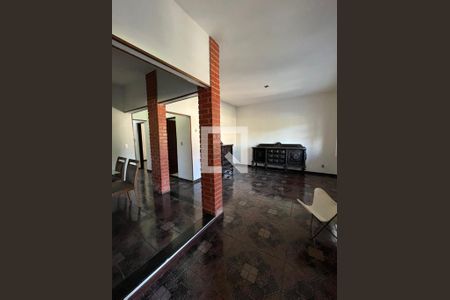 Sala de casa à venda com 5 quartos, 321m² em Curicica, Rio de Janeiro