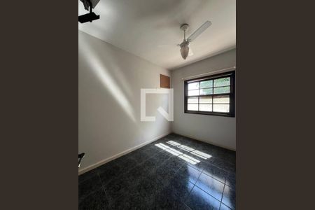 Quarto de casa à venda com 5 quartos, 321m² em Curicica, Rio de Janeiro