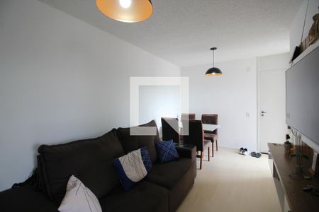 Sala de apartamento para alugar com 2 quartos, 46m² em Taquara, Rio de Janeiro