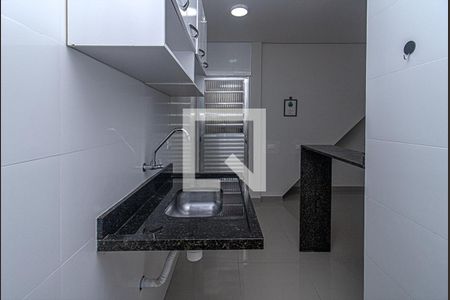 sala, cozinha e área de serviço_6 de kitnet/studio para alugar com 1 quarto, 28m² em Vila Nair, São Paulo