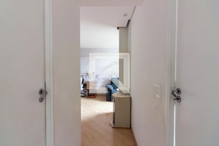 Corredor de apartamento à venda com 2 quartos, 55m² em Bandeiras, Osasco