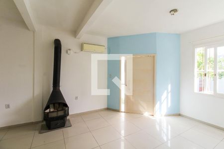 Sala de casa à venda com 2 quartos, 300m² em Centro, Canoas