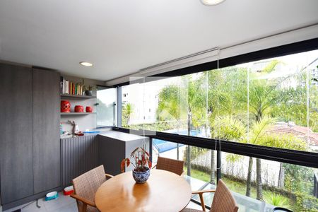 sala de jantar  de apartamento à venda com 2 quartos, 70m² em Vila Madalena, São Paulo