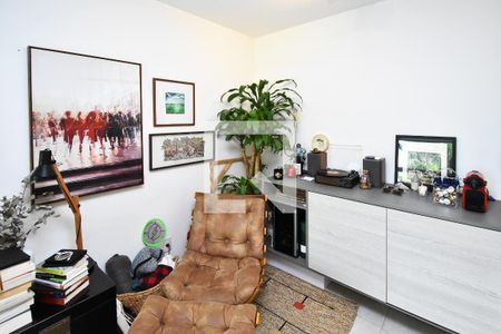 sala de estar 1 de apartamento à venda com 2 quartos, 70m² em Vila Madalena, São Paulo