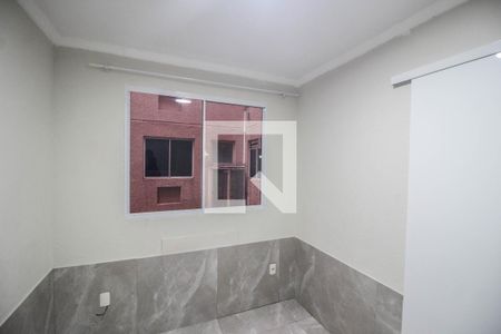 Quarto 1 de apartamento para alugar com 2 quartos, 43m² em Cerâmica, Nova Iguaçu