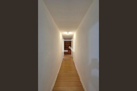 Corredor  de casa para alugar com 3 quartos, 180m² em Jardim Campos Eliseos, Campinas