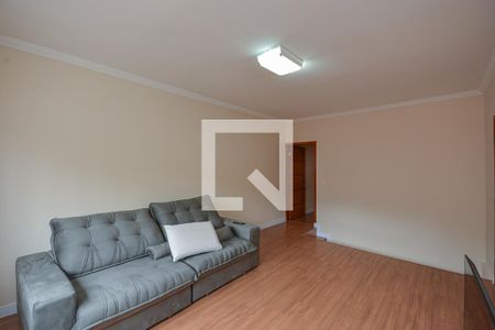 Casa à venda com 3 quartos, 310m² em Jardim Pedreira, São Paulo