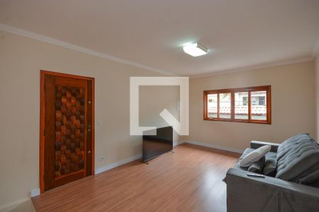 Casa à venda com 3 quartos, 310m² em Jardim Pedreira, São Paulo