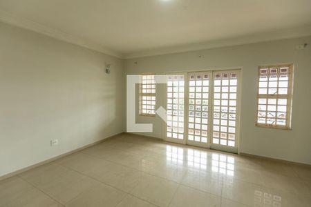 Casa para alugar com 3 quartos, 290m² em Vila Industrial (campinas), Campinas