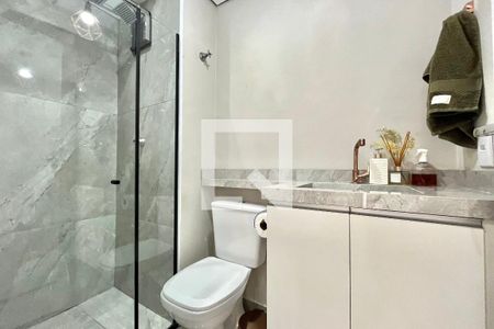 Banheiro de apartamento à venda com 1 quarto, 34m² em Vila Mira, São Paulo