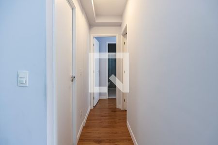 Corredor de apartamento à venda com 2 quartos, 56m² em Vila Andrade, São Paulo