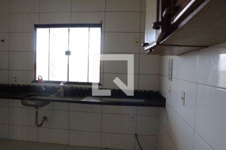 Cozinha de casa de condomínio para alugar com 3 quartos, 210m² em Taquara, Rio de Janeiro