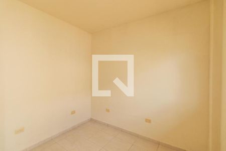 Quarto de kitnet/studio para alugar com 1 quarto, 40m² em Novo Mundo, Curitiba