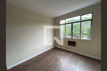 Quarto 1 de apartamento para alugar com 2 quartos, 80m² em Vila Valqueire, Rio de Janeiro