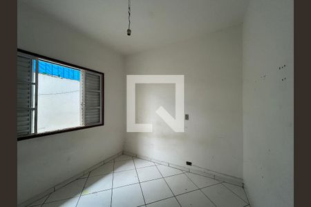 Quarto 1 de casa para alugar com 2 quartos, 65m² em Vila Santa Edwiges, São Paulo