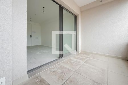 Varanda de kitnet/studio à venda com 1 quarto, 32m² em Sacoma, São Paulo